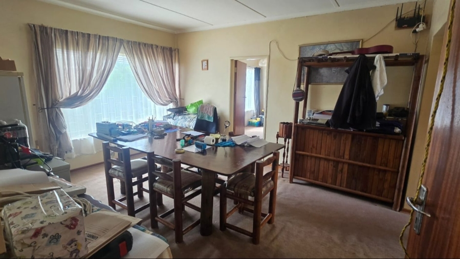 4 Bedroom Property for Sale in Koffiefontein Free State